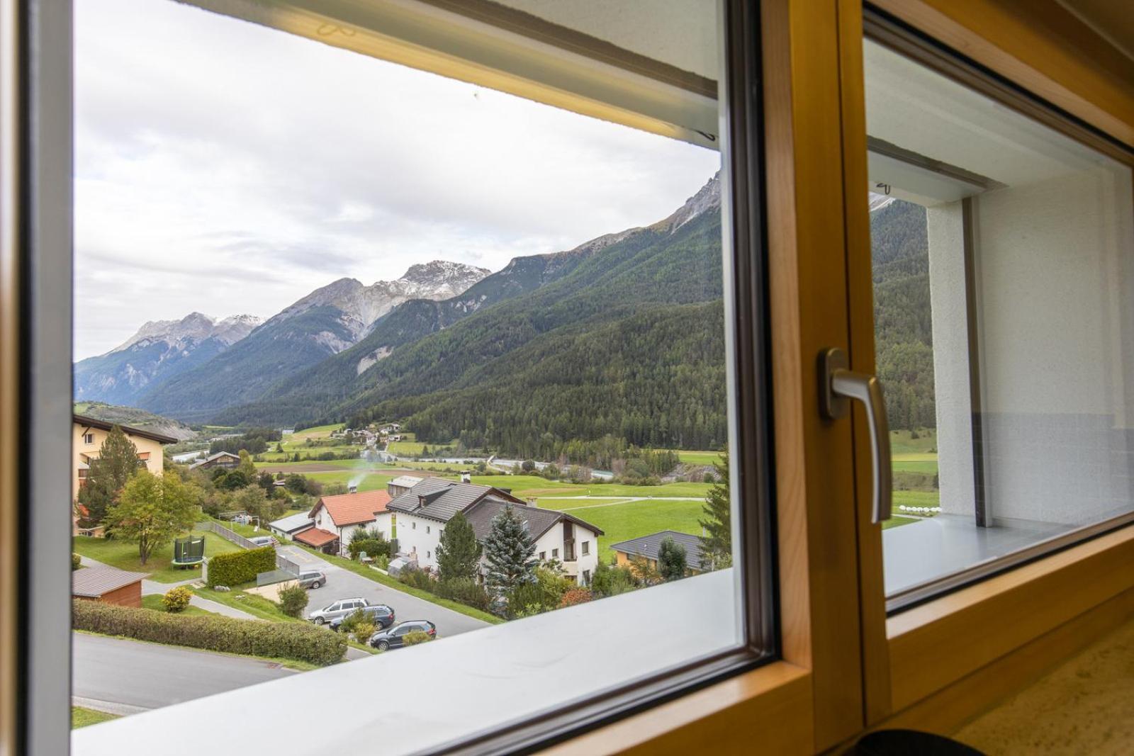 Chasa Vista Lischana Scuol Exterior foto